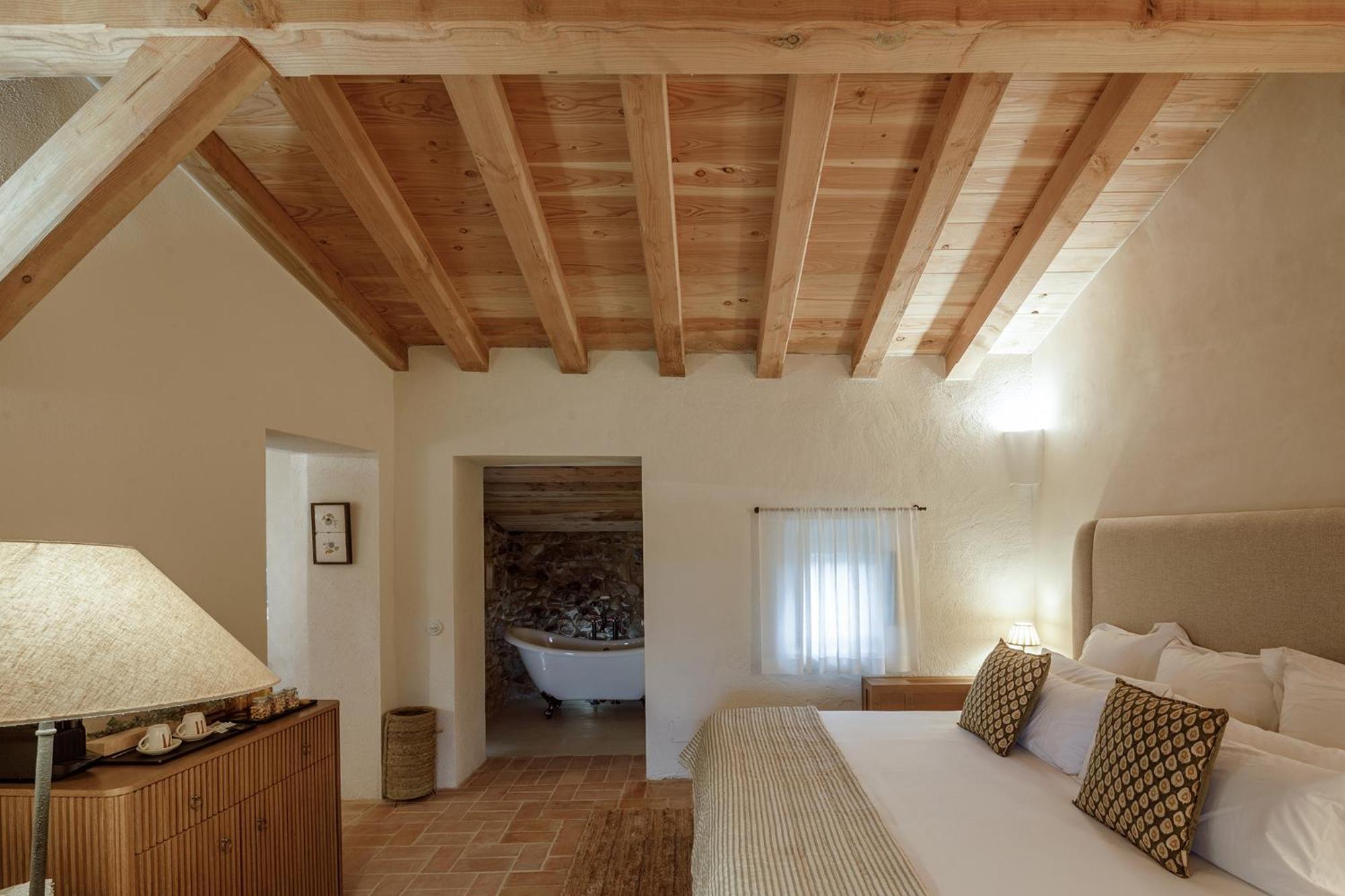 Hotel Castell De Vallgornera Пералада Екстер'єр фото